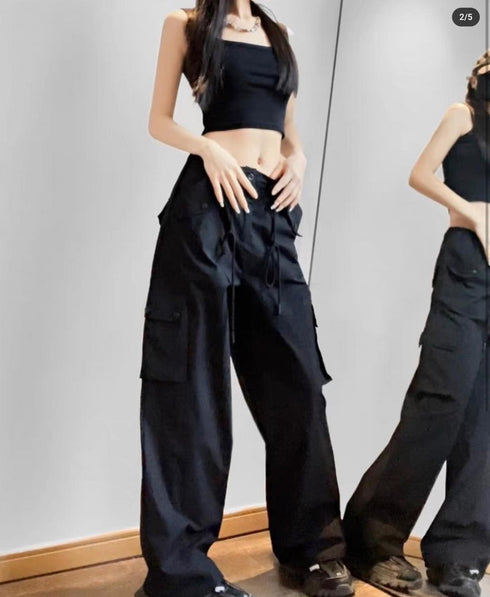 MO. STUDIO Parachute Cargo Loose Trouser